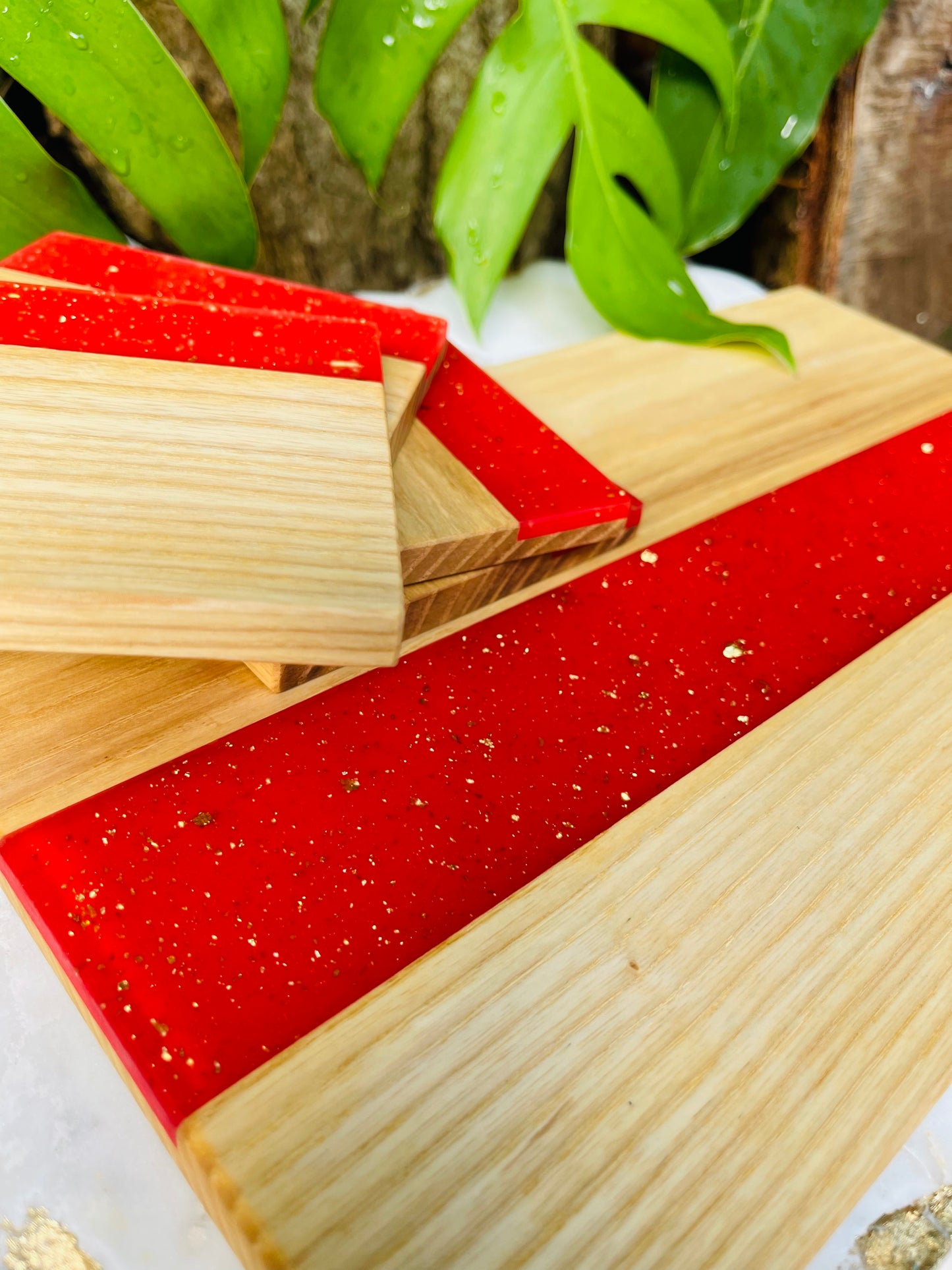 White Oak Red Glitter Resin Serving Board & Coaster Set (Custom Engraved)